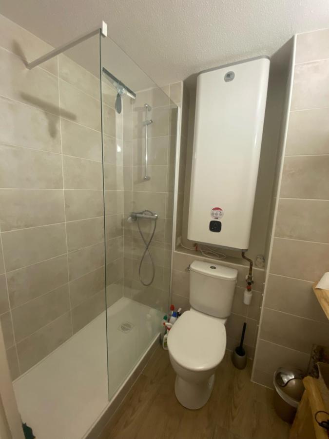 Appt chaleureux idéal pour 4 personnes au pied des pistes - draps et linges de toilette non fournis La Mongie Exterior foto